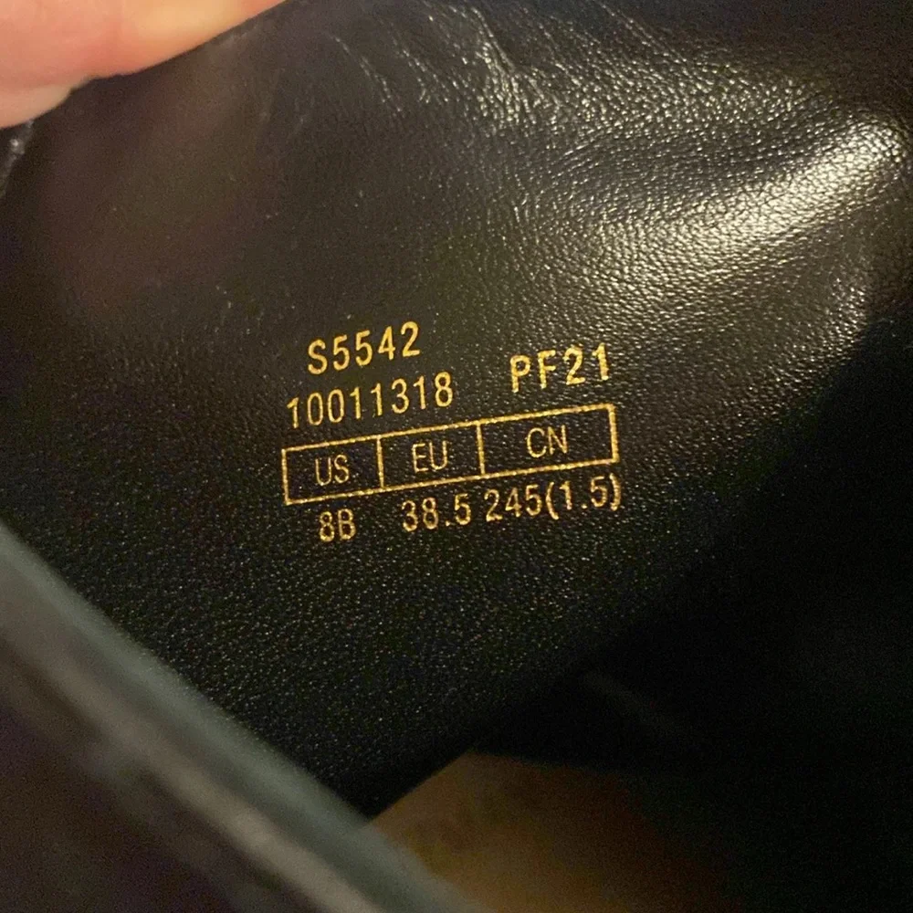 Stuart Weitzman Ryder Lift Bootie Black 38.5 / 8B NIB - Picture 10 of 13
